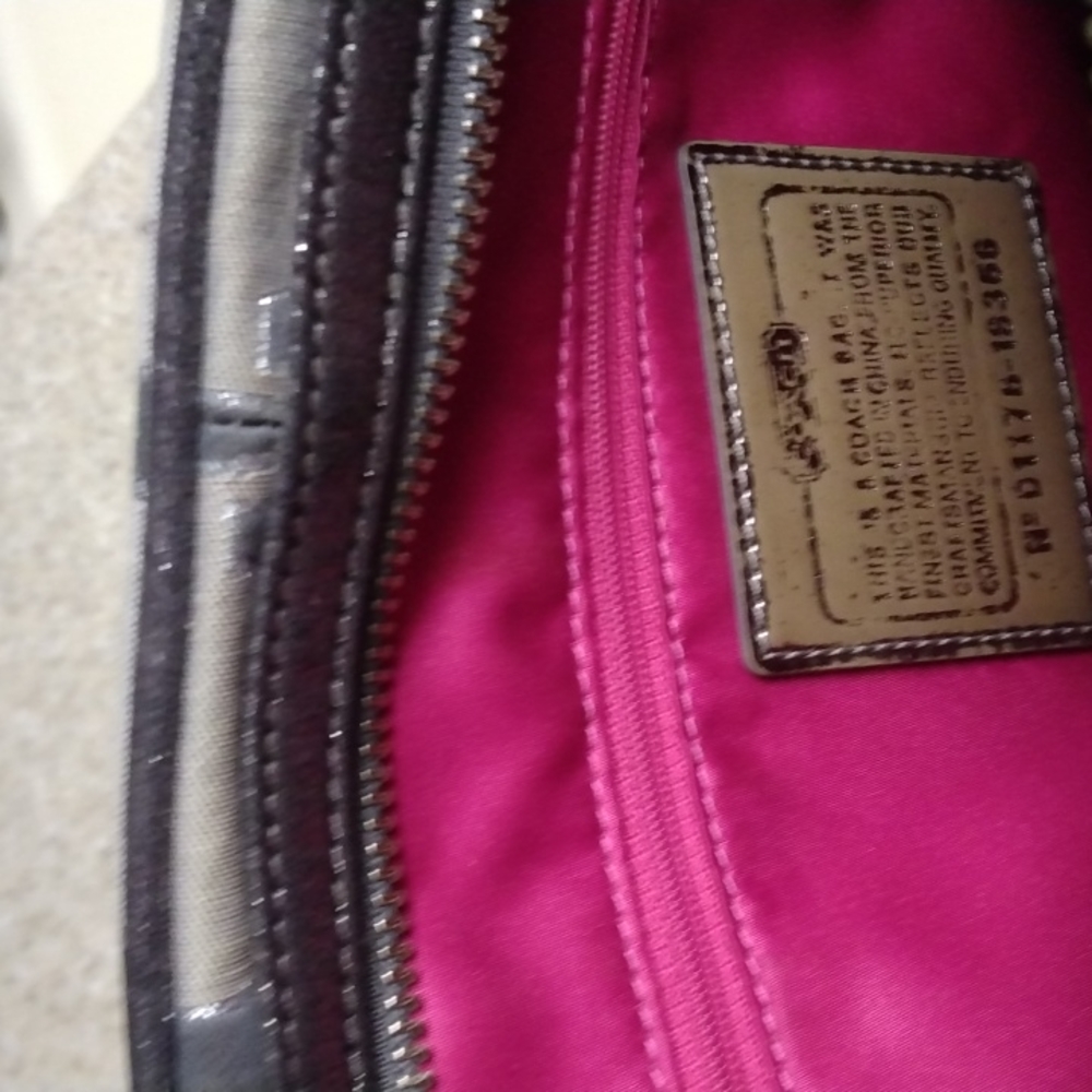 Coach Handbag - Picture 5 of 6